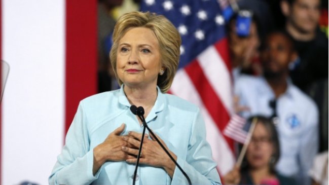 Hillary Clinton hace historia como primera mujer candidata a la Presidencia de EE.UU.