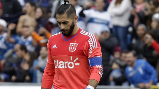 Johnny Herrera: Si tengo que terminar mi carrera en otro club, lo haré