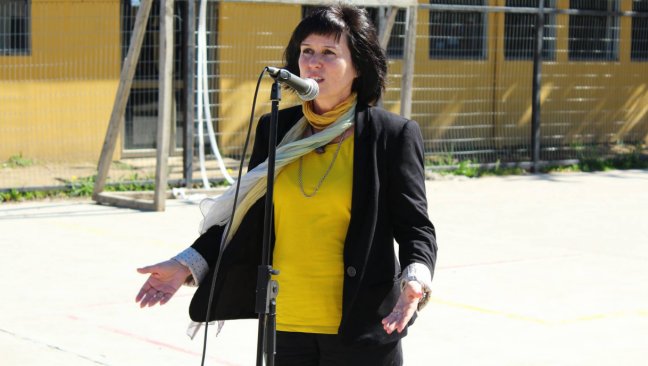 Mineduc reconoce que le pidió renuncia a rectora por críticas