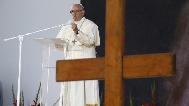 Chilenos se reúnen con el Papa Francisco en Polonia