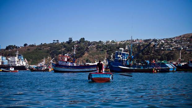 Pescadores desaparecidos: Grupos de rescate concentrarán búsqueda en el borde costero