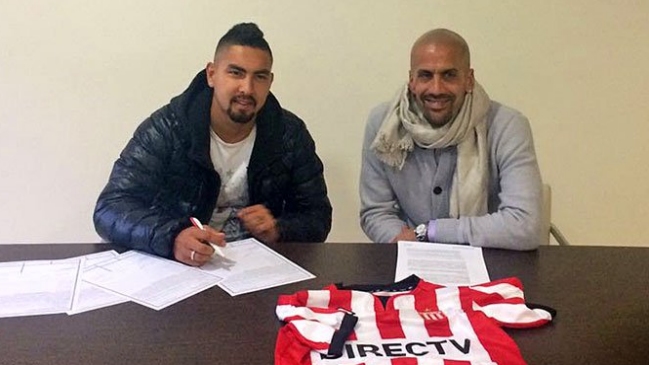 Estudiantes de La Plata oficializó la incorporación de Jeisson Vargas