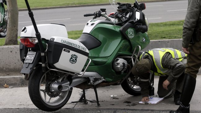 Carabinero murió tras colisionar su vehículo con un furgón escolar