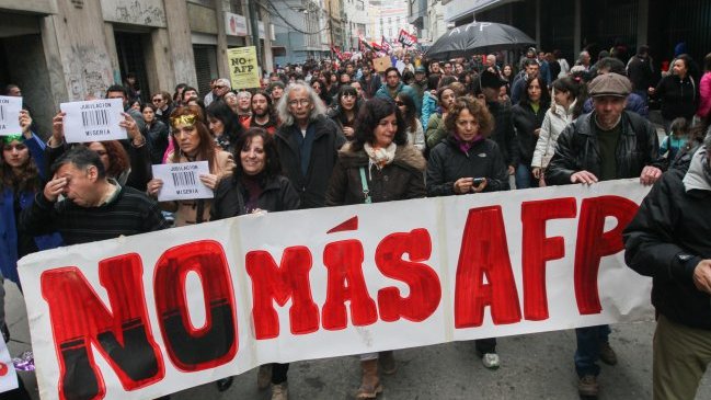 Ex timonel DC: Tenemos la mayoría para cambiar el sistema de AFP y no lo hemos hecho