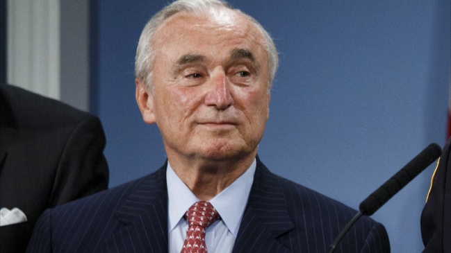 Jefe de policía de Nueva York renunciará tras protestas que pedían su dimisión