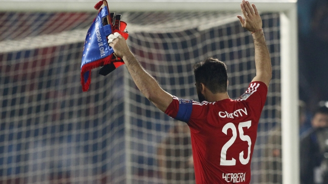 Johnny Herrera extendió su vínculo con Universidad de Chile hasta 2018