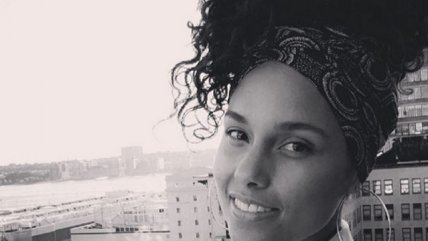 Alicia Keys publicó foto de sus estrías: 
