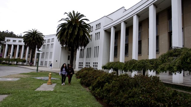 Estudiantes bloquearon acceso a Universidad de Concepción
