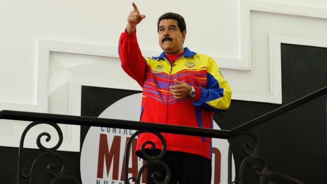 Maduro consulta con Fiscalía y Supremo no asignar recursos al Parlamento
