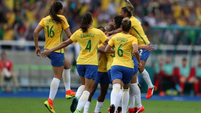 Estados Unidos y Brasil debutaron con victorias en el fútbol femenino de Río 2016