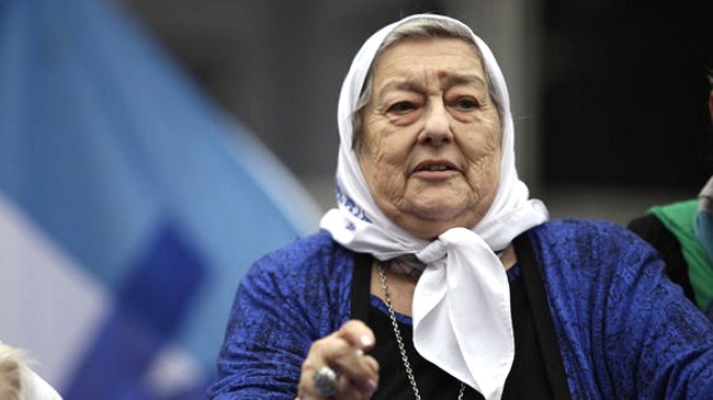 Argentina: Juez ordenó detener a la líder de las Madres de Plaza de Mayo