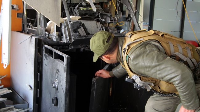 Desconocidos robaron cajero automático en Vitacura