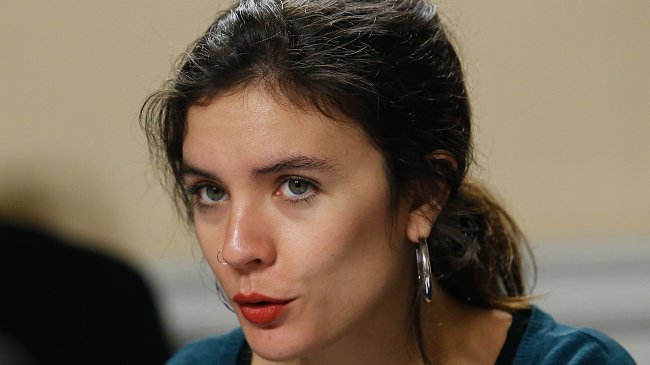Camila Vallejo contó que lloró en el Congreso porque 