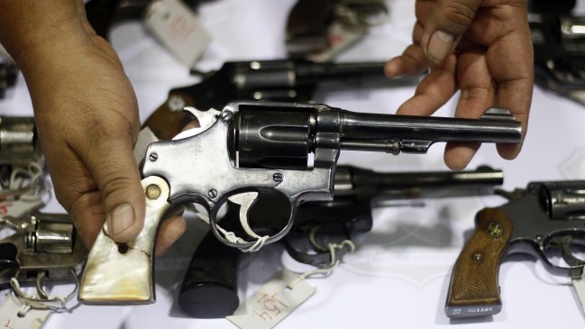 Inscripción de armas exigirá visita de Carabineros a domicilio del titular