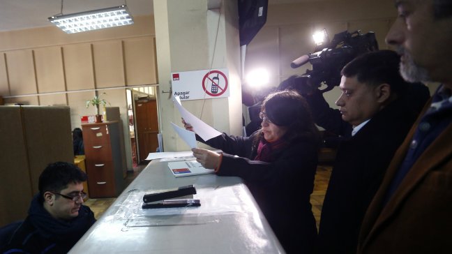 Trabajadores del Sename acusan sobrepoblación en tres recintos en la capital