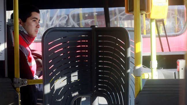 Trabajadores de Transantiago afirman que torniquetes 