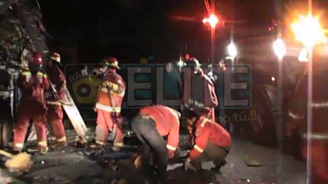 Choque de buses en Perú deja 17 muertos y 29 heridos