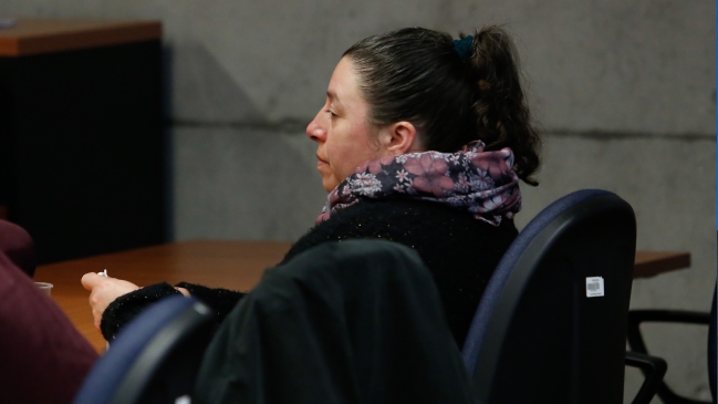 Madre de Bastián Bravo condenada a libertad vigilada por abuso sexual contra su hija