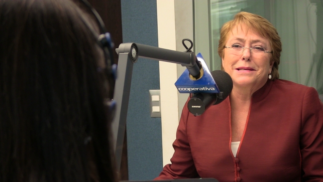 Bachelet: No hay una imposición de un partido por sobre otro en el Gobierno