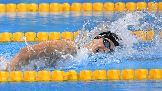Katie Ledecky pulverizó el récord de los 800 metros libre y ganó medalla de oro
