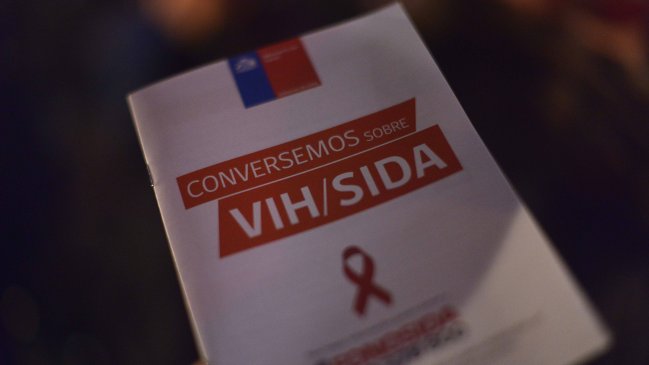 Aumento de SIDA en Chile: Especialistas piden al Gobierno rigurosidad en exámenes