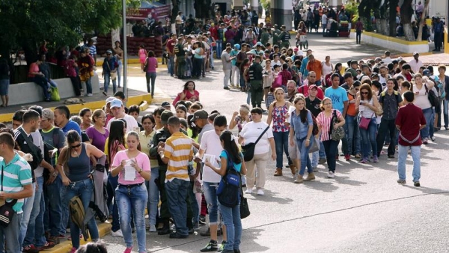 Casi 30 mil personas cruzaron la frontera colombo-venezolana tras reapertura