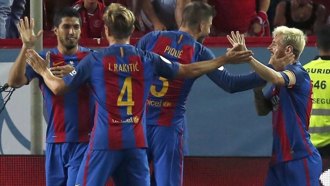 Claudio Bravo y FC Barcelona lograron ventaja en la Supercopa de España ante Sevilla