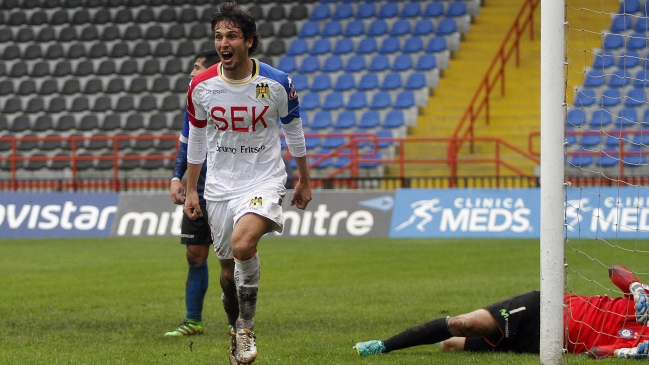 Resumen: U. Española, S. Wanderers y D. Iquique lideran el Apertura