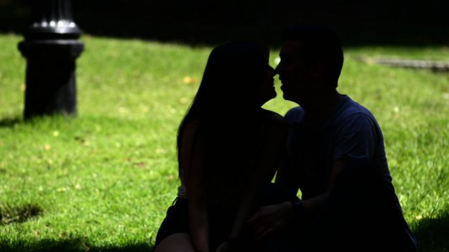 Los jóvenes de hoy están teniendo menos sexo que el que tuvieron sus padres