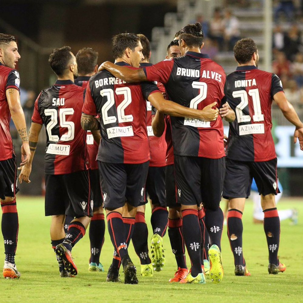 Mauricio Isla debutó en goleada de Cagliari por la Copa Italia
