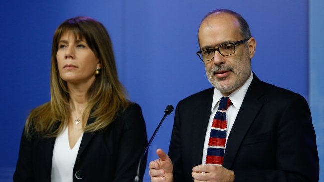 Ministros exponen en el Congreso iniciativas para modificar sistema de pensiones