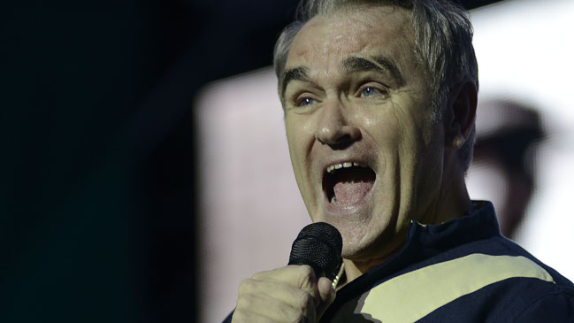 Nuevo disco de Morrissey no puede ser lanzado por falta de un sello