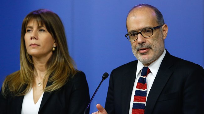 Pensiones: Ministros Rincón y Valdés asistieron a sesión especial en la Cámara