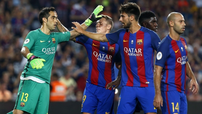 Claudio Bravo y FC Barcelona se coronaron con la Supercopa de España