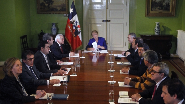 Presidenta Bachelet se reunió con Comisión por la Violencia en La Araucanía