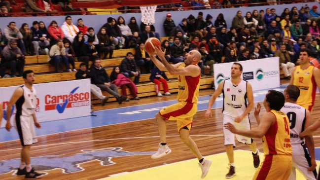 Español de Osorno, Valdivia y Puerto Varas avanzaron al cuadrangular final de la Liga Saesa
