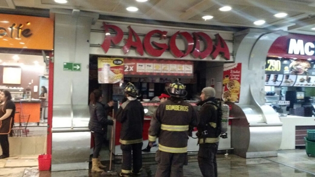 Principio de incendio causó conmoción en centro comercial de Viña del Mar