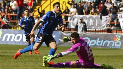 Juan Ignacio Duma marcó el primero de Huachipato ante Colo Colo