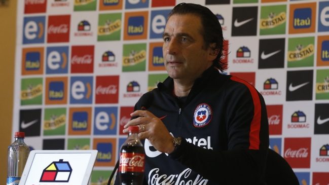 Juan Antonio Pizzi: Nos debe servir ser bicampeones, pero no podemos agarrarnos de eso