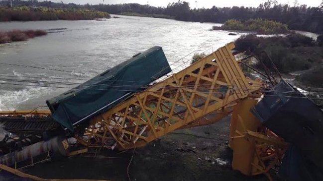 Operativo para retirar vagones del Río Toltén se extenderá por unos 20 días
