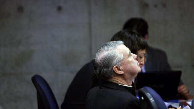 Defensa de sacerdote John O'Reilly busca revocar expulsión del país