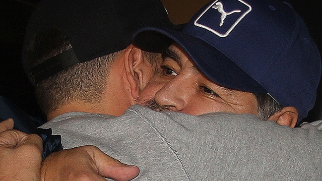 Maradona se reunió con Diego Junior y lo reconoció públicamente como su hijo