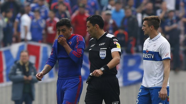 Gonzalo Jara negó escupitajo: No podría hacerle eso a un compañero de profesión