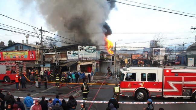 Locatarios del Mercado Persa de Talca esperan ayuda ante incertidumbre laboral
