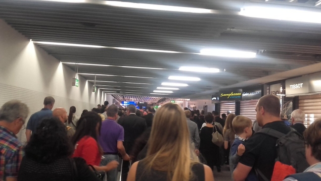 Aeropuerto de Frankfurt es evacuado parcialmente por alerta de seguridad