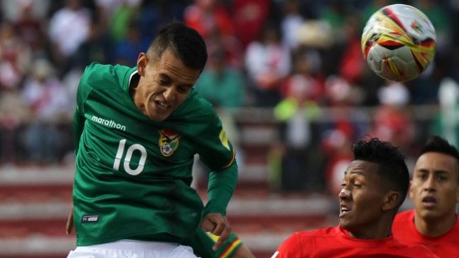 Jhasmani Campos sigue en observación y será evaluado para decidir si viaja a Santiago