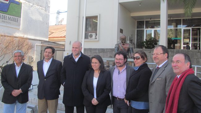 Elizalde criticó a oposición por respaldar a candidatos con problemas judiciales