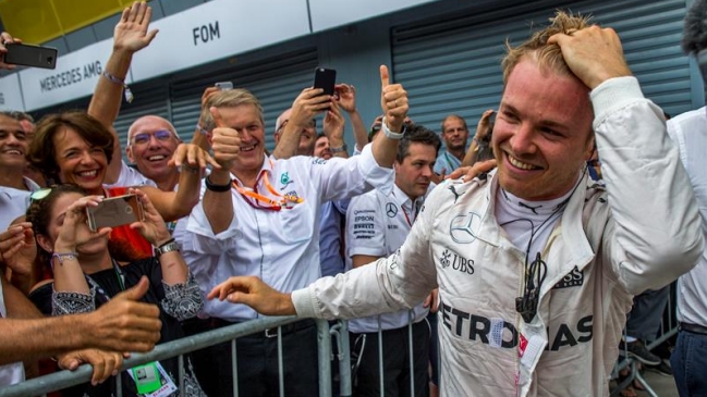 Nico Rosberg ganó el Gran Premio de Italia y se acercó al liderato en la clasificación general