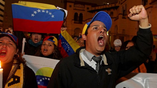 Liberan a opositores detenidos por 