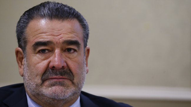 Cuestionan la idea estatizar el Transantiago propuesta por Andrónico Luksic